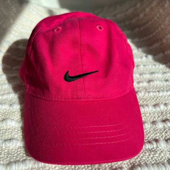 Nike Infant Adjustable Hat - Picture 6 of 6